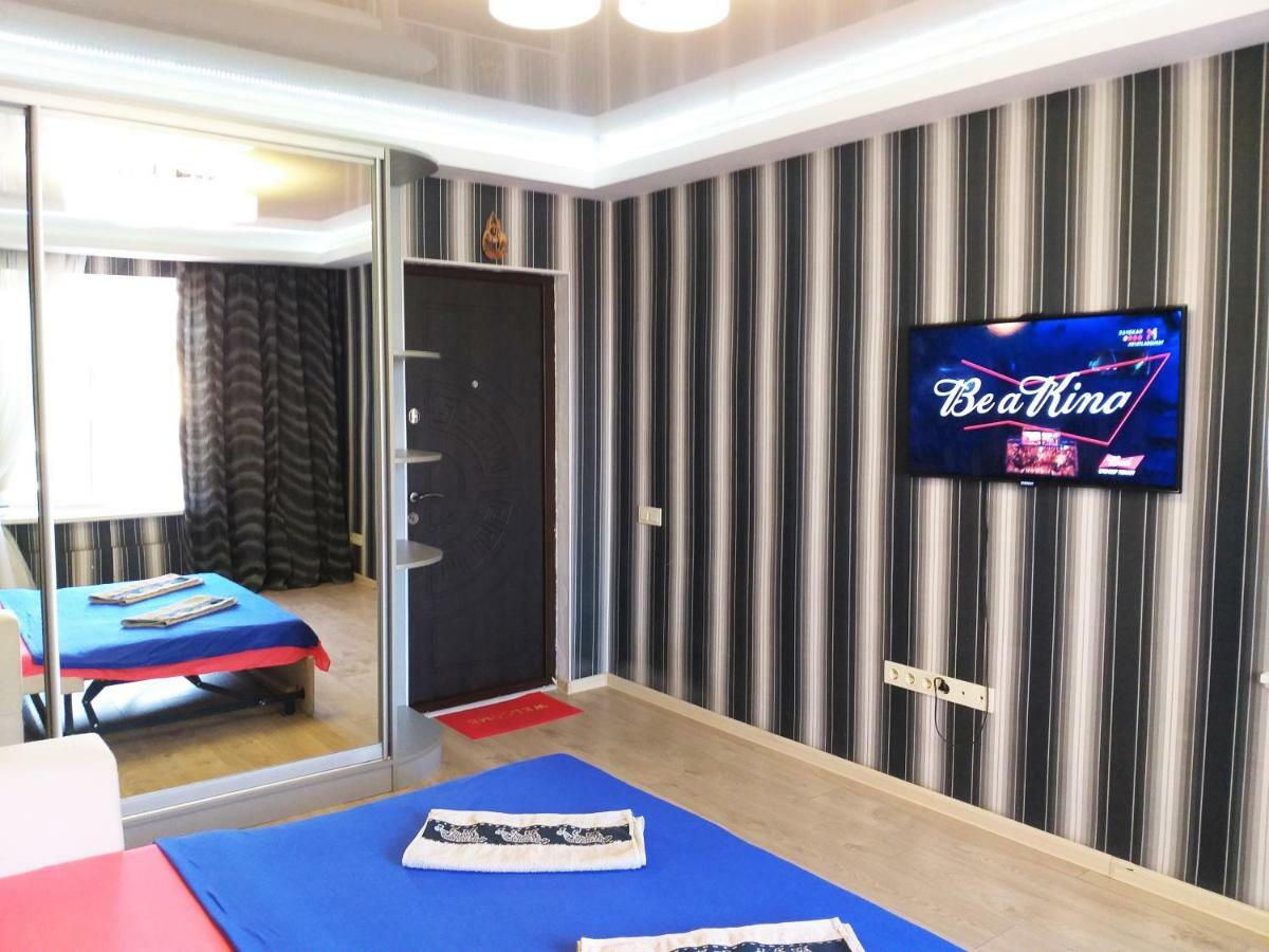 Апартаменты В Центре У Моря. Odessa Exterior foto